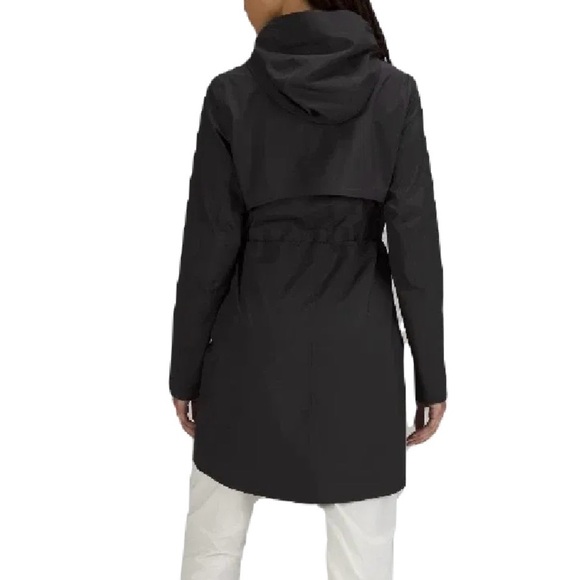 Lululemon Women's Black Rebel Hooded Rain Coat